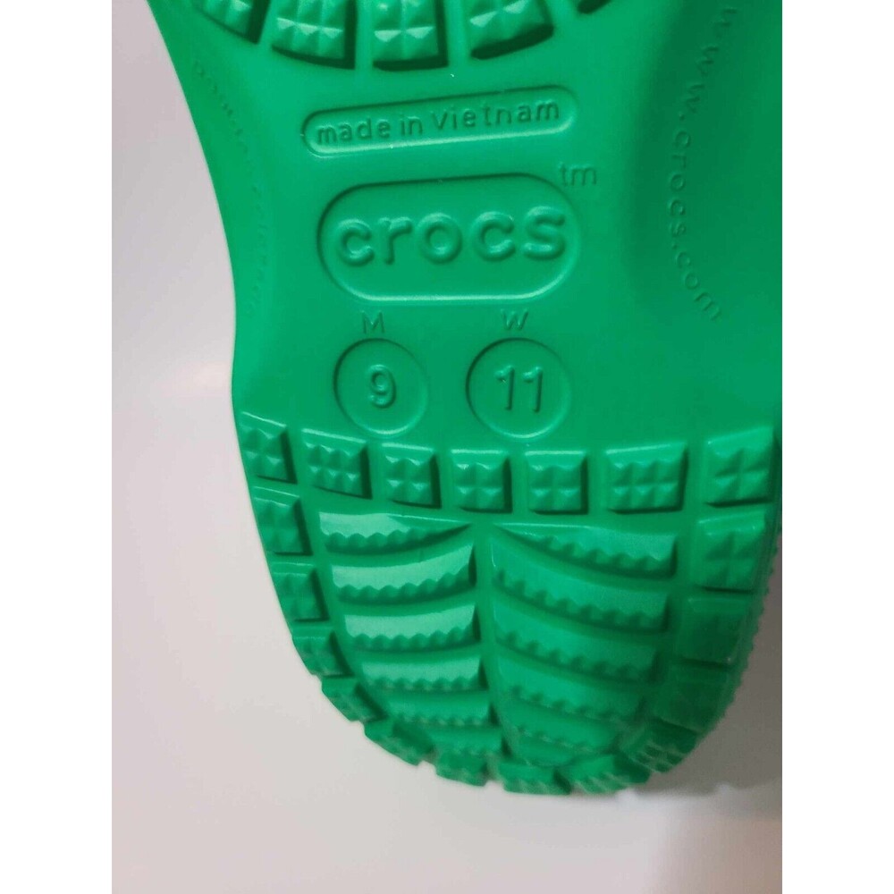 Disney Parks 2023 Christmas Holiday Gifts Presents Mickey Clogs Crocs Sz M9/W11 - Picture 5 of 6